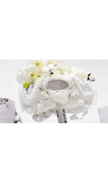 Lumanare de botez alba personalizata cu orhidee phaleonopsis dantela si flori de bumbac 14